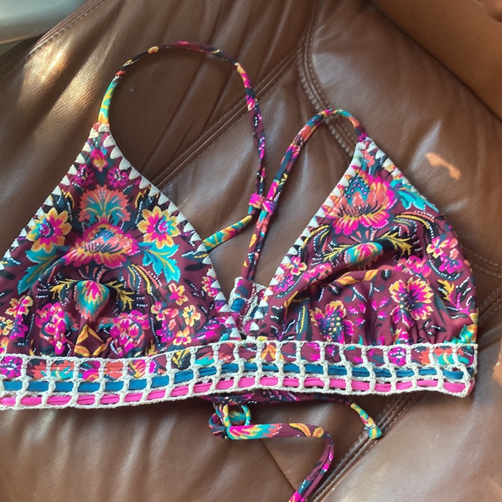 Exhilaration women’s XL new bohemian bikini swim top